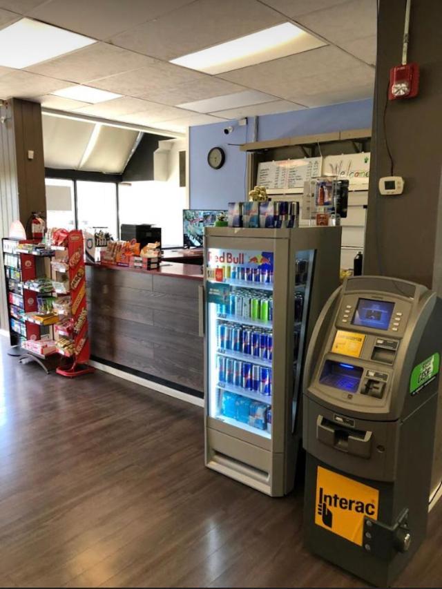 Downtown River Valley Bachelor Suite Condo, Non Smoking, 12 Inches Queen Bed, Beautiful Minimalist, Very Convenient Every Where Edmonton Exterior foto